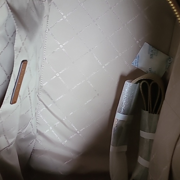 Michael Kors Jet Set Travel XL Duffle Weekender Luggage Bag Vanilla & Wallet - Picture 5 of 8